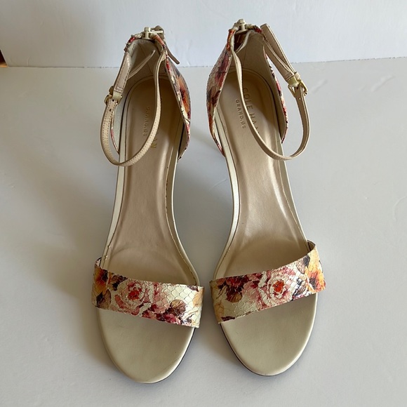 📌SOLD📌 EUC👠Cole Haan Hellen Floral Heels Grand OS SZ-7.5 - Picture 2 of 14